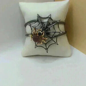 Bella and Jack Spider Web Gem Cuff Gunmetal Bracelet - nwot adjustable clamper